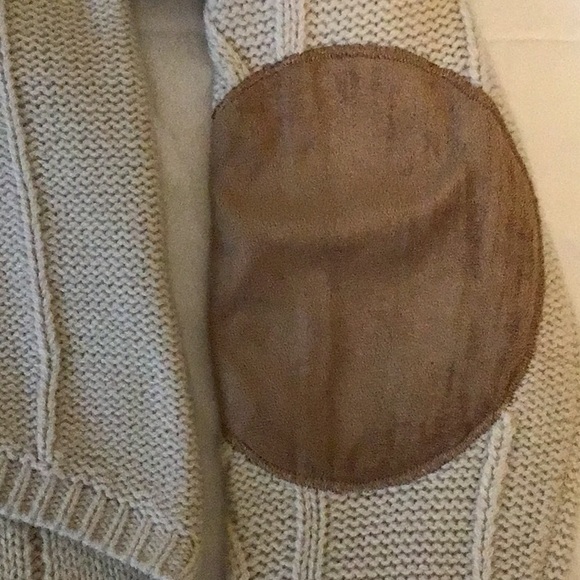 Sweater - Picture 3 of 5